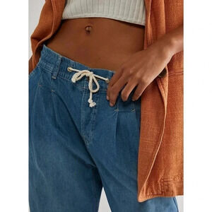 NWT Free People Luna Denim Pull On Jeans Pants Drawstring Cotton Medium